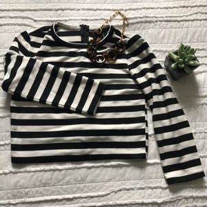 BLACK & WHITE STRIPE CROP TOP